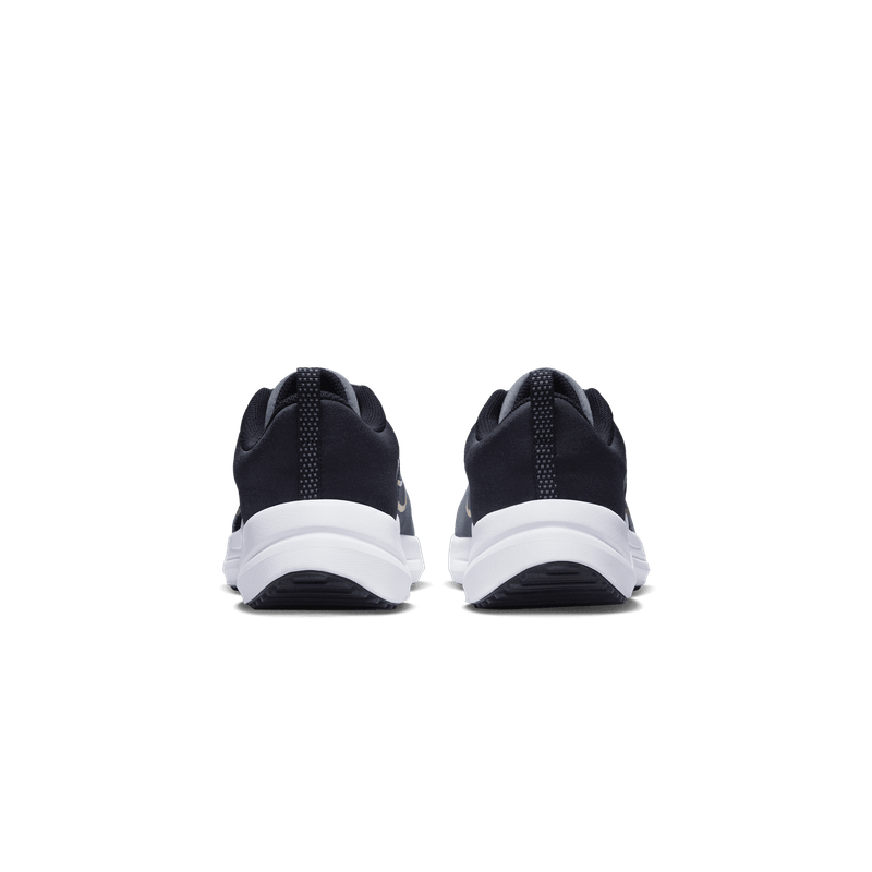 nike-downshifter-12-grises-dm4194-005-5.png