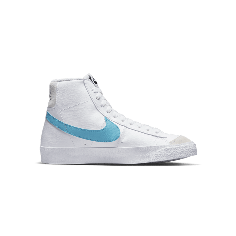 nike-blazer-mid-blancas-fn7790-100-3.png