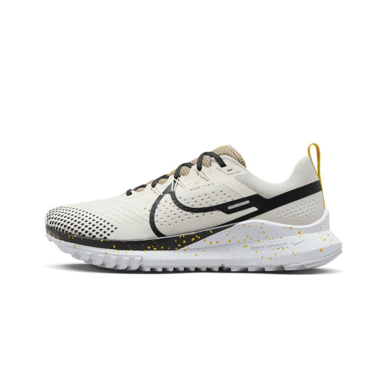 nike-pegasus-trail-4-blanco-roto-dj6158-100-1.png