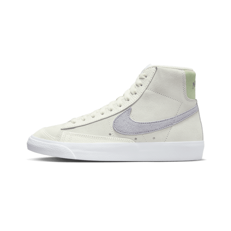 nike-blazer-mid--77-blanco-roto-fn7775-100-1.png