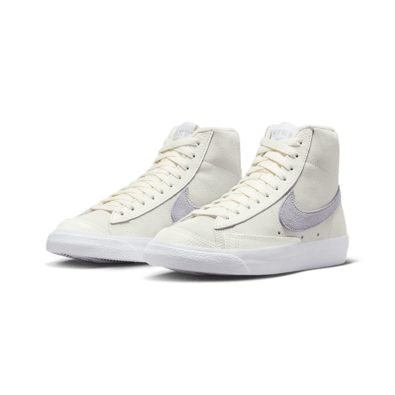 nike-blazer-mid--77-blanco-roto-fn7775-100-3.png