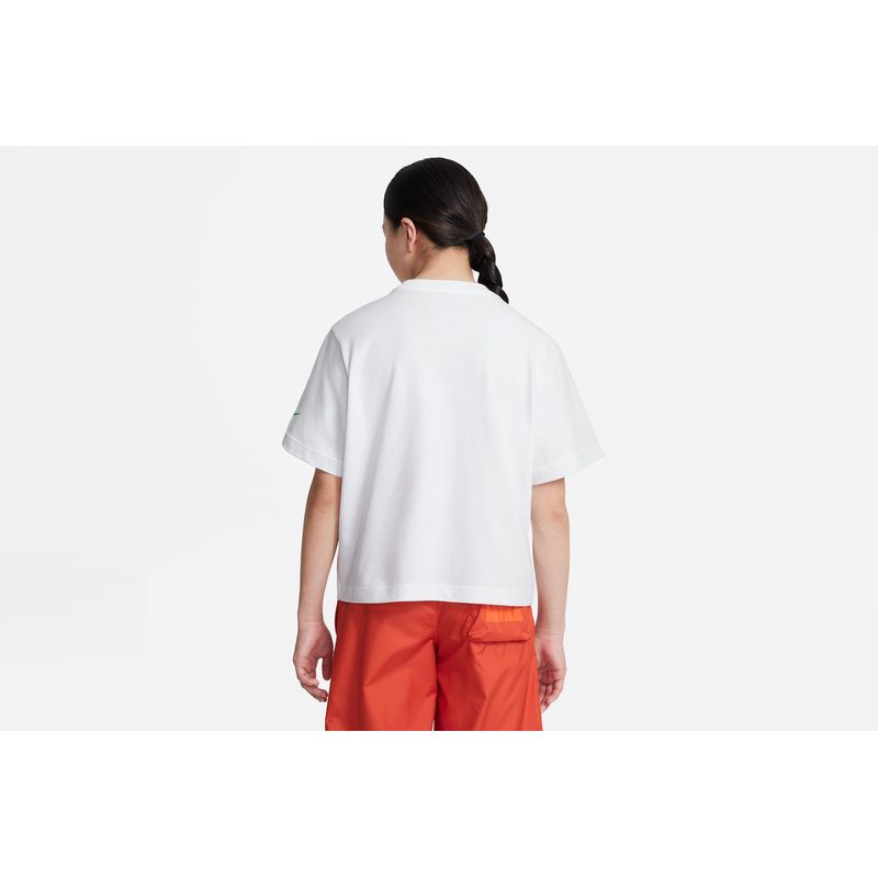 nike-sportswear-blanca-dz3579-101-2.jpeg