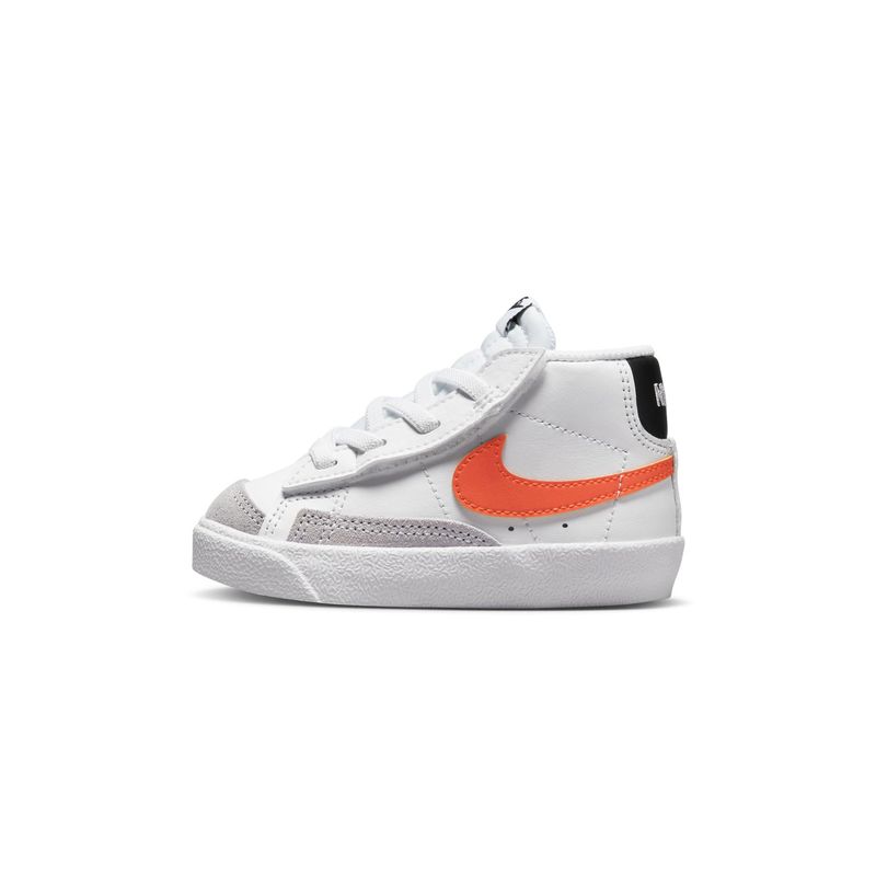 nike-blazer-mid--77-blancas-da4088-111-2.jpeg