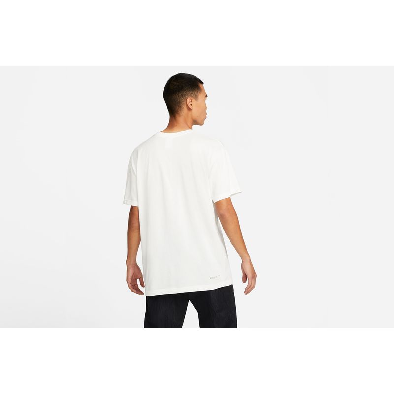 nike-sportswear-dri-fit-blanca-do2625-133-2.jpeg