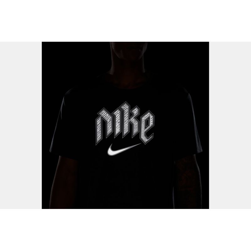 nike-dri-fit-run-division-miler-negra-dx0839-010-4.jpeg