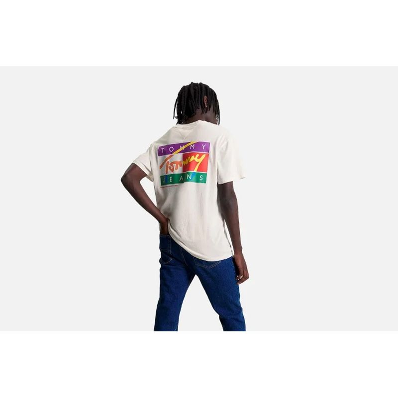 tommy-jeans-clasico-con-logo-distintivo-blanca-dm0dm16827ybh-2.jpeg