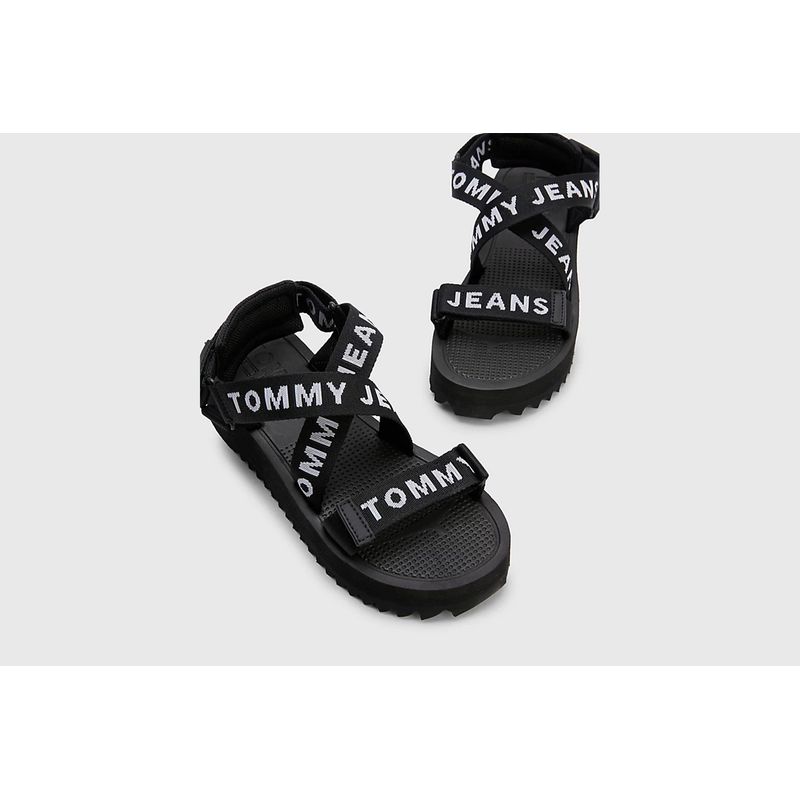 tommy-jeans-tiras-trenzadas-negras-en0en02119-0gj-3.jpeg
