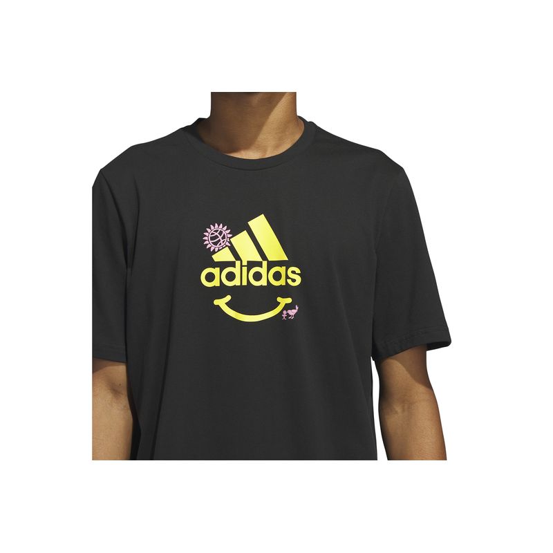 adidas-change-through-sports-graphic-negra-ic1674-4.jpeg
