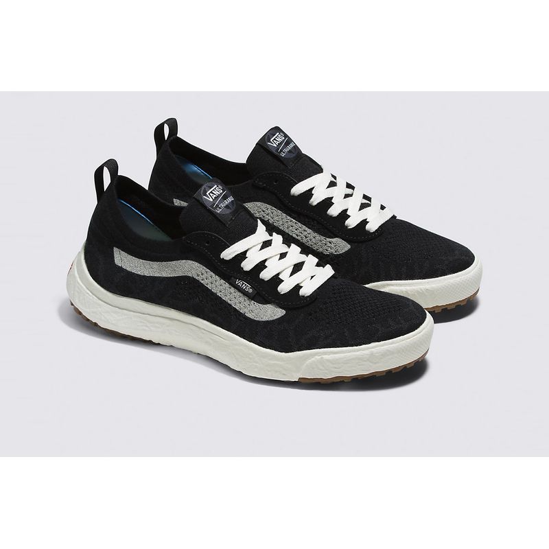 vans-ua-ultrarange-vr3-negras-vn0a4bxb1kp1-1.jpeg