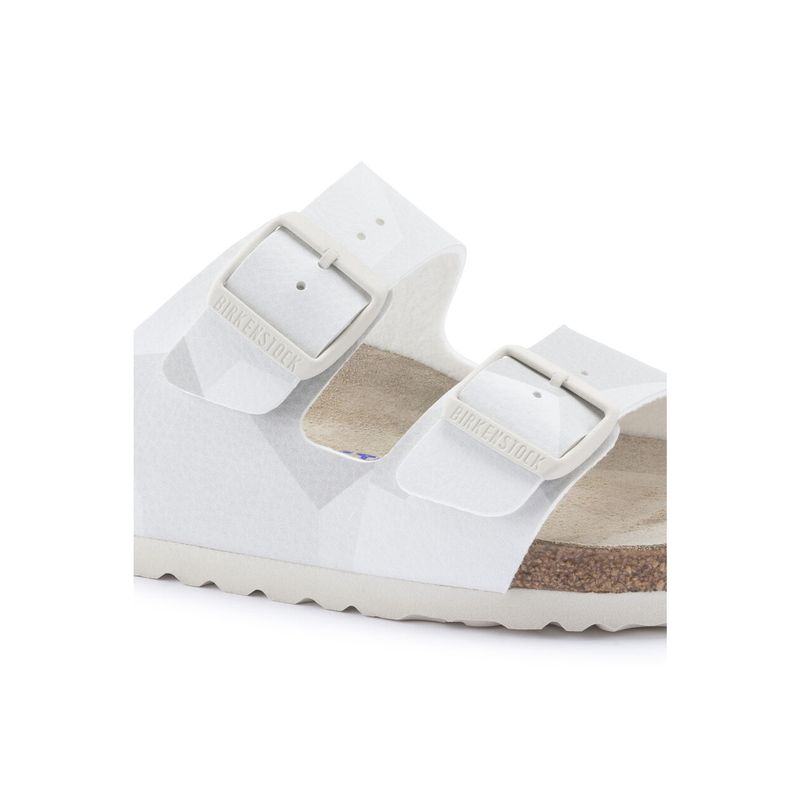 birkenstock-arizona-blancas-1024871-5.jpeg