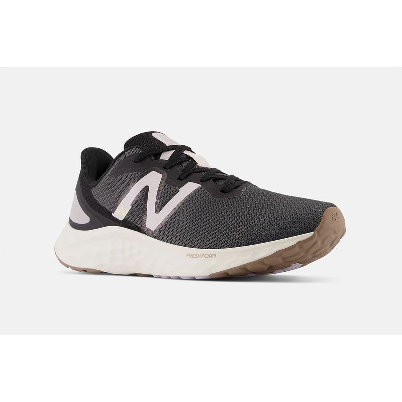 new-balance-fresh-foam-arishi-v4-negras-warismk4-blacktop-3.jpeg