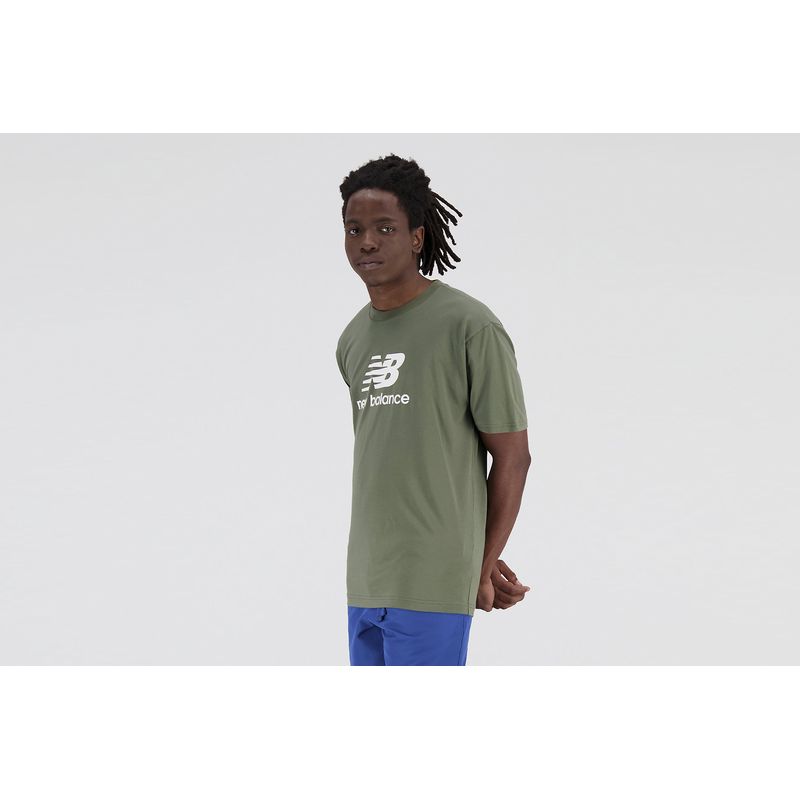 new-balance-essentials-stacked-logo-verde-mt31541_don-2.jpeg