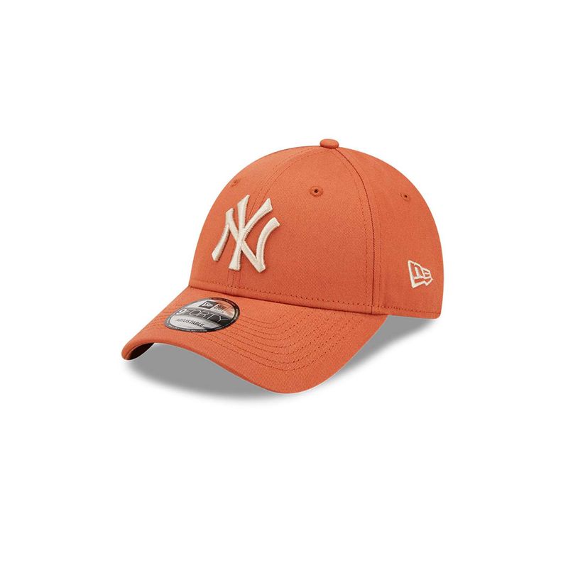 new-era-new-york-yankees-league-essential-naranja-60298722-1.jpeg