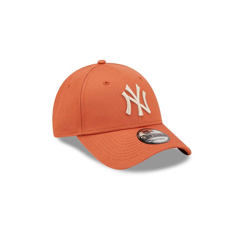 new-era-new-york-yankees-league-essential-naranja-60298722-2.jpeg