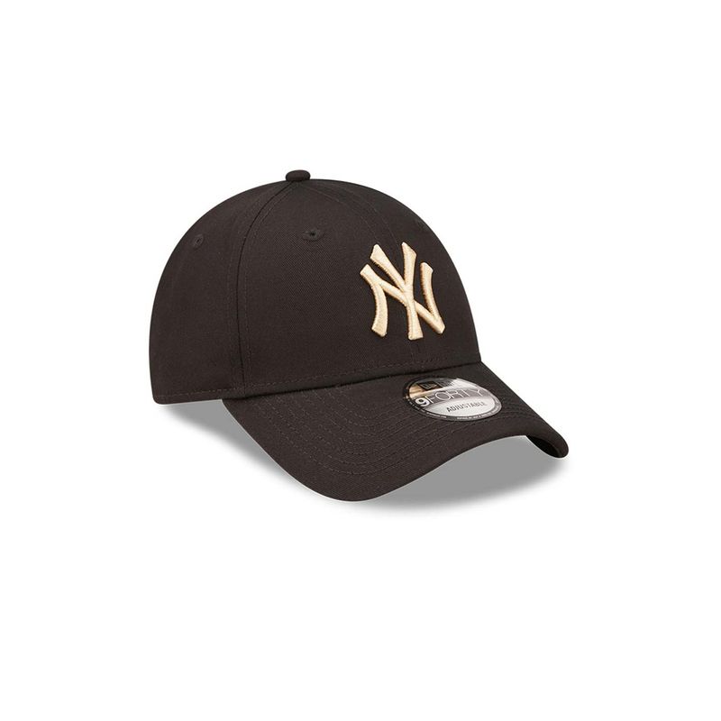 new-era-new-york-yankees-league-essential-negra-60298720-2.jpeg