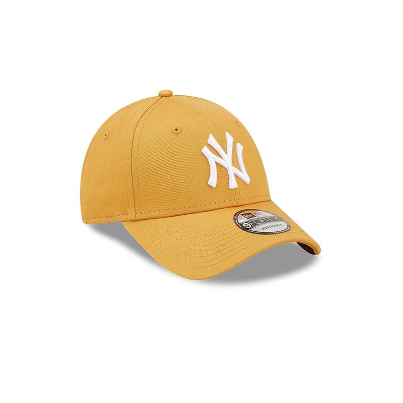 new-era-new-york-yankees-league-essential-amarilla-60298721-2.jpeg