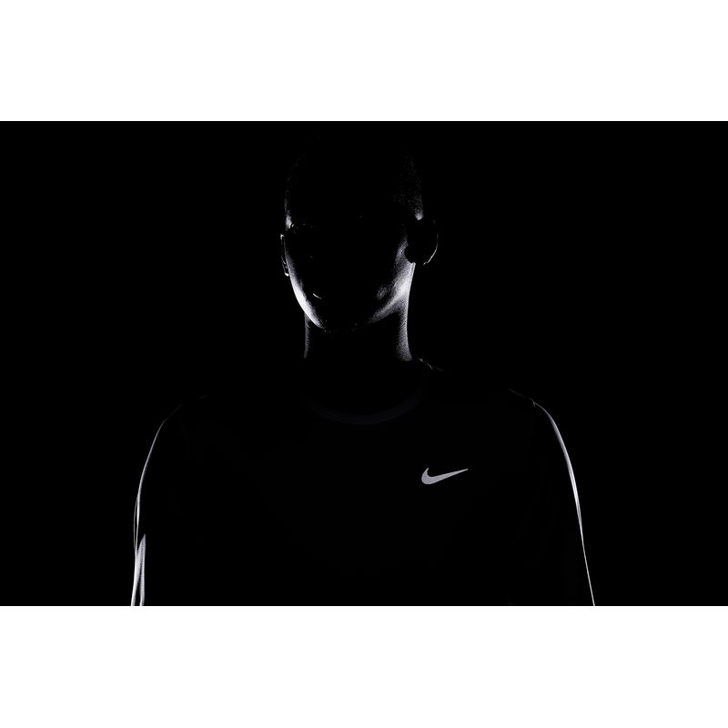 nike-dri-fit-miler-blanca-dd4576-100-4.jpeg