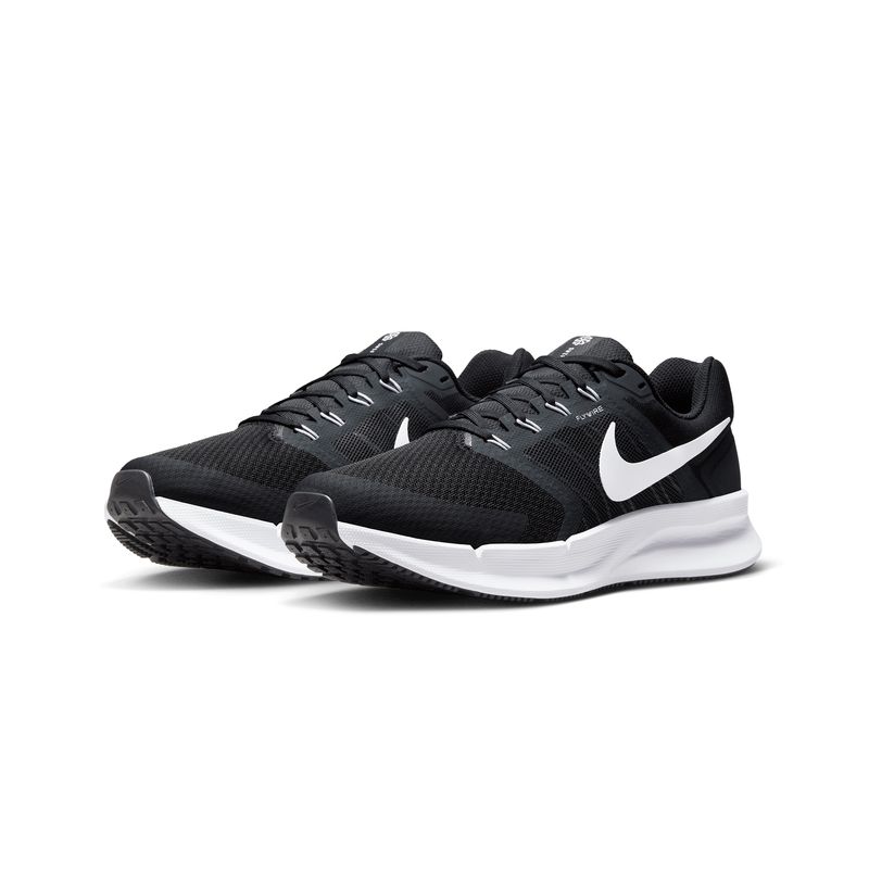 nike-run-swift-3-negras-dr2695-002-3.jpeg