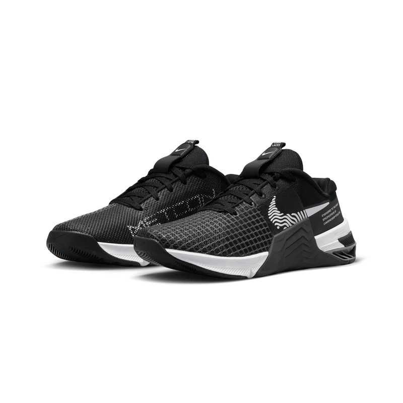 nike-metcon-8-negras-do9327-001-3.jpeg