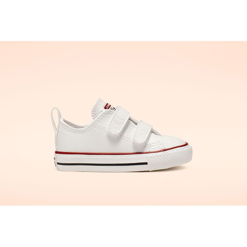 converse-chuck-taylor-all-star-2v-blancas-748653c-1.jpeg