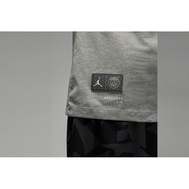 nike-paris-saint-germain-gris-dm3092-063-3.jpeg