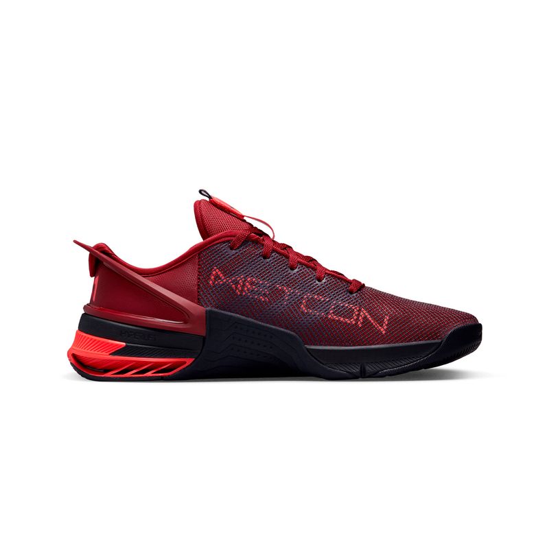 nike-metcon-8-flyease-rojas-do9388-600-2.jpeg