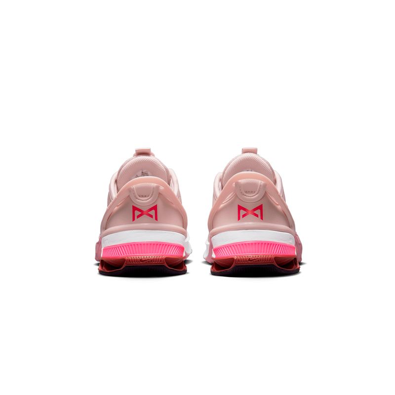 nike-metcon-8-flyease-rosas-do9381-600-5.jpeg