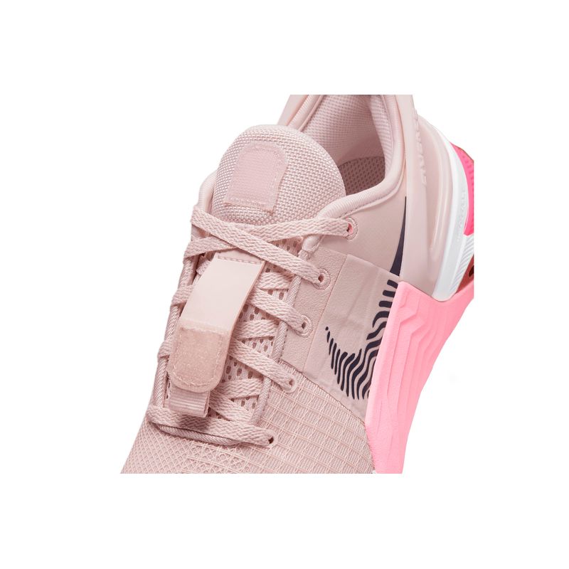 nike-metcon-8-flyease-rosas-do9381-600-7.jpeg