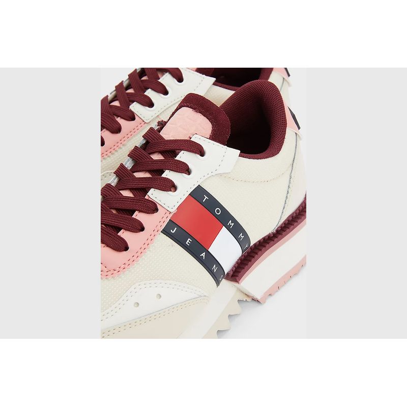 tommy-hilfiger-cleat-beiges-en0en01979aa8-5.jpeg