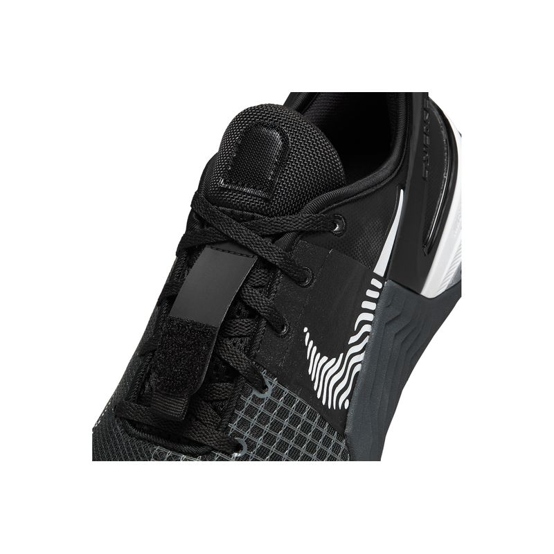 nike-metcon-8-flyease-negras-do9388-001-9.jpeg