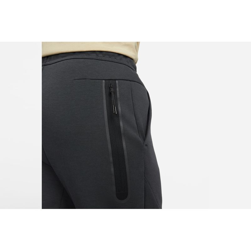 nike-sportswear-tech-fleece-gris-dv0538-074-4.jpeg