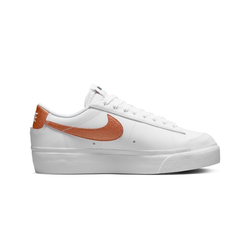 nike-blazer-low-platform-blancas-dq7571-100-3.jpeg