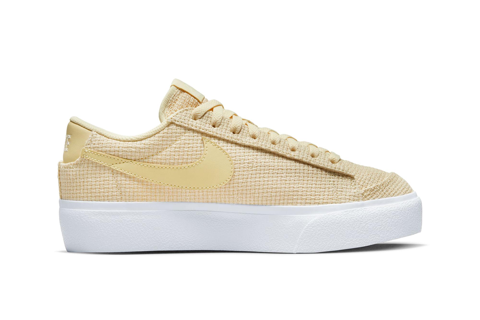 Nike shop blazer amarillas