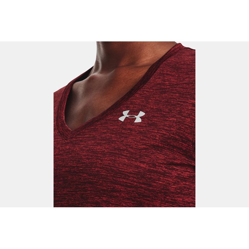 under-armour-tech-roja-1258568-690-3.jpeg