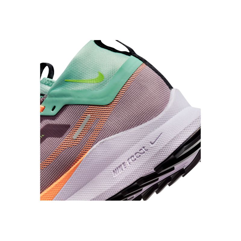 nike-react-pegasus-trail-4-gore-tex-moradas-dj7929-500-7.jpeg