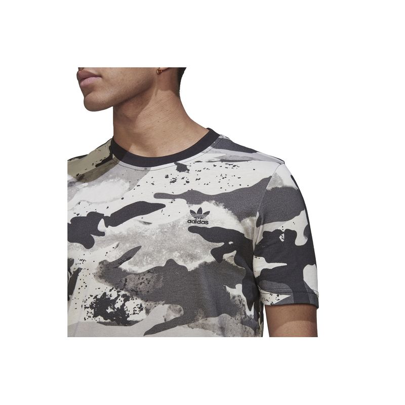 adidas-camo-series-allover-print-camuflaje-hk2800-3.jpeg