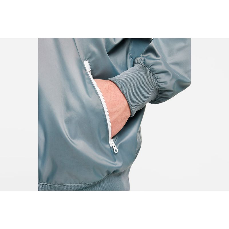 nike-sportswear-heritage-essentials-windrunner-gris-da0001-084-6.jpeg