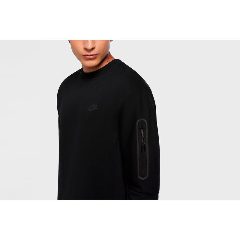 nike-sportswear-tech-fleece-negra-cu4505-010-3.jpeg