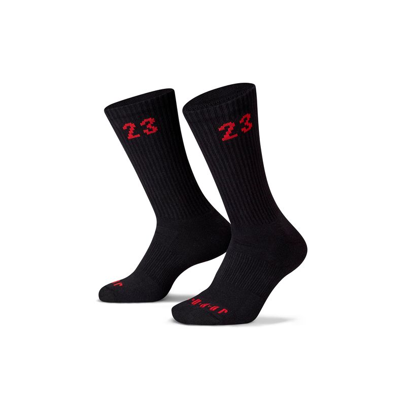 nike-jordan-essentials-negros-da5718-011-1.jpeg