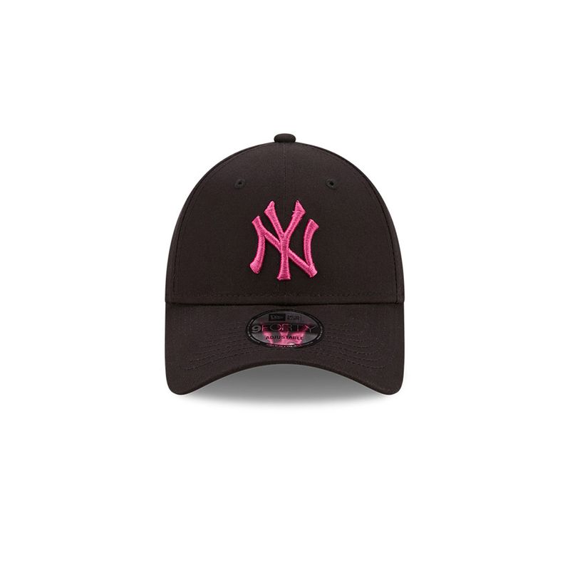 new-era-new-york-yankees-league-essential-negra-60240308-2.jpeg