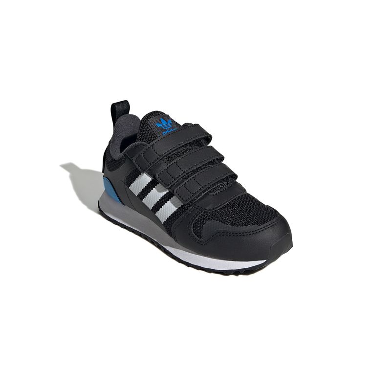 Adidas 700 2025 negras de