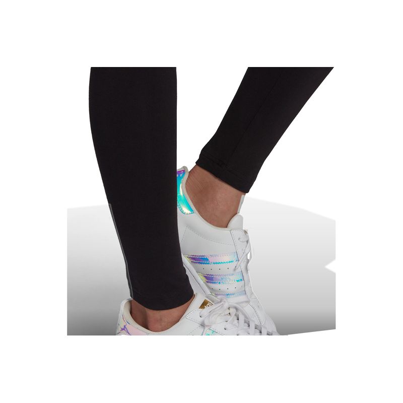 adidas-adicolor-essentials-negras-hd2352-7.jpeg