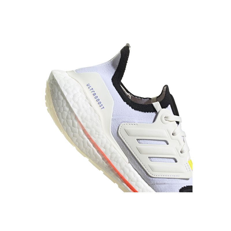adidas-ultraboost-22-blancas-gx8017-5.jpeg