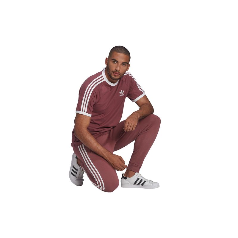 adidas-3-stripes-tee-granate-he9548-2.jpeg