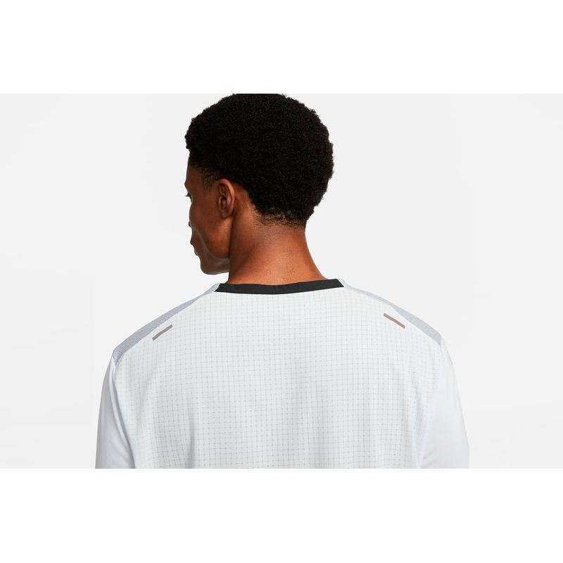 nike-dri-fit-rise-365-blanca-dm4646-085-4.jpeg