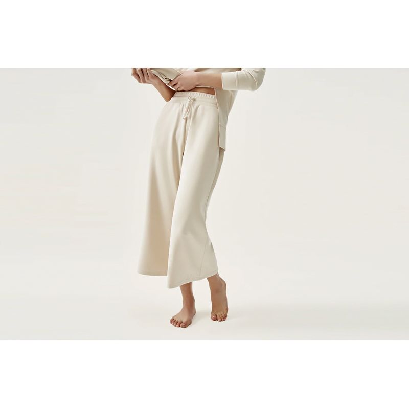 born-living-yoga-baddha-beige-p22cs09-p-sand-1.jpeg