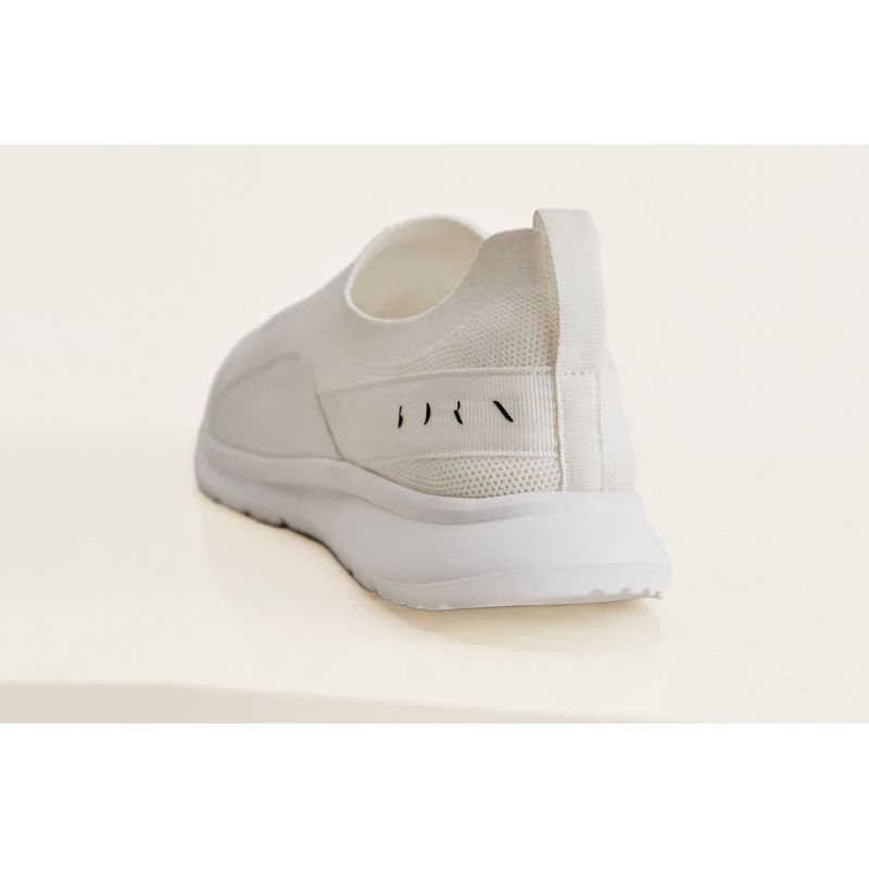 born-living-yoga-fly-blancas-p21cz02-sn-p22--white-3.jpeg