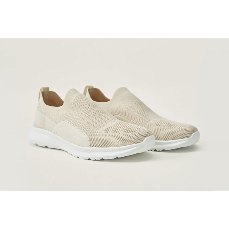 born-living-yoga-fly-beiges-p21cz02-sn-p22--ivory-2.jpeg