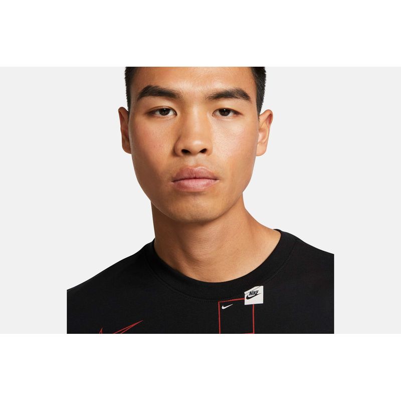 nike-sportswear-negra-dn5246-010-3.jpeg