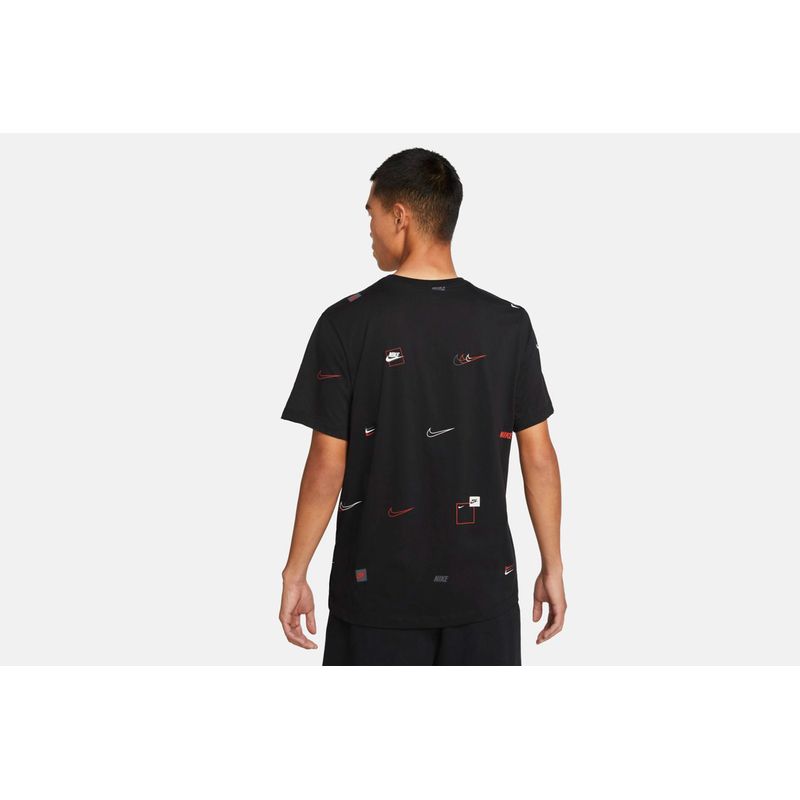 nike-sportswear-negra-dn5246-010-4.jpeg